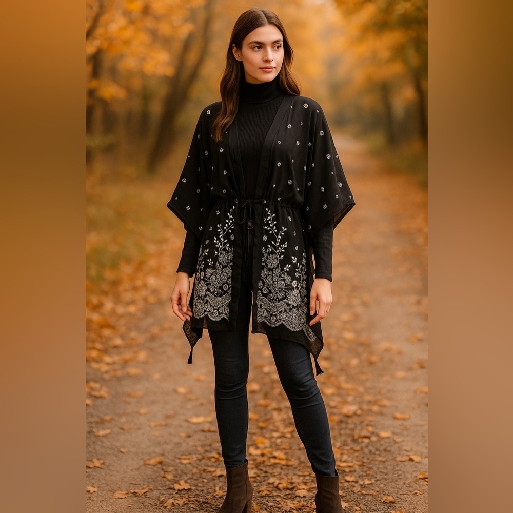 🖤 Elegant Black Floral Kimono Cardigan - Gemeni 🖤 - Picture 11 of 12
